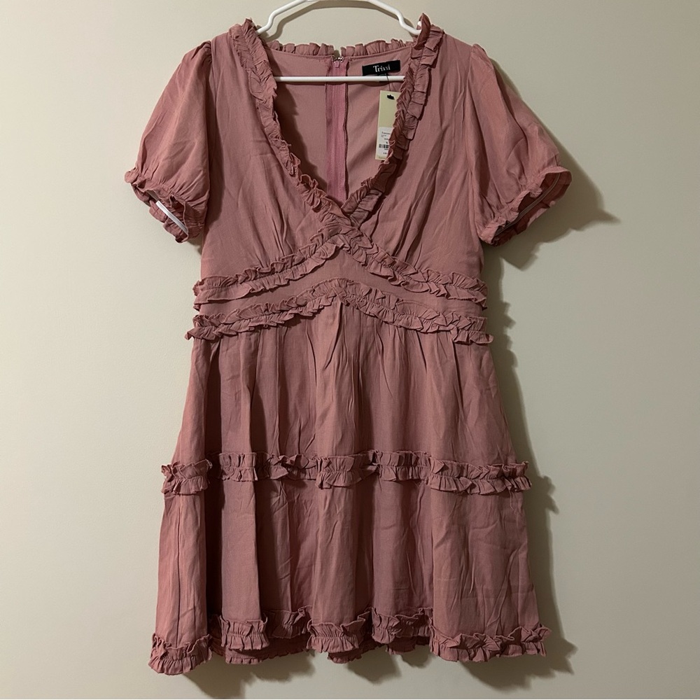 NWT Trixxi Mauve Ruffle Mini Dress